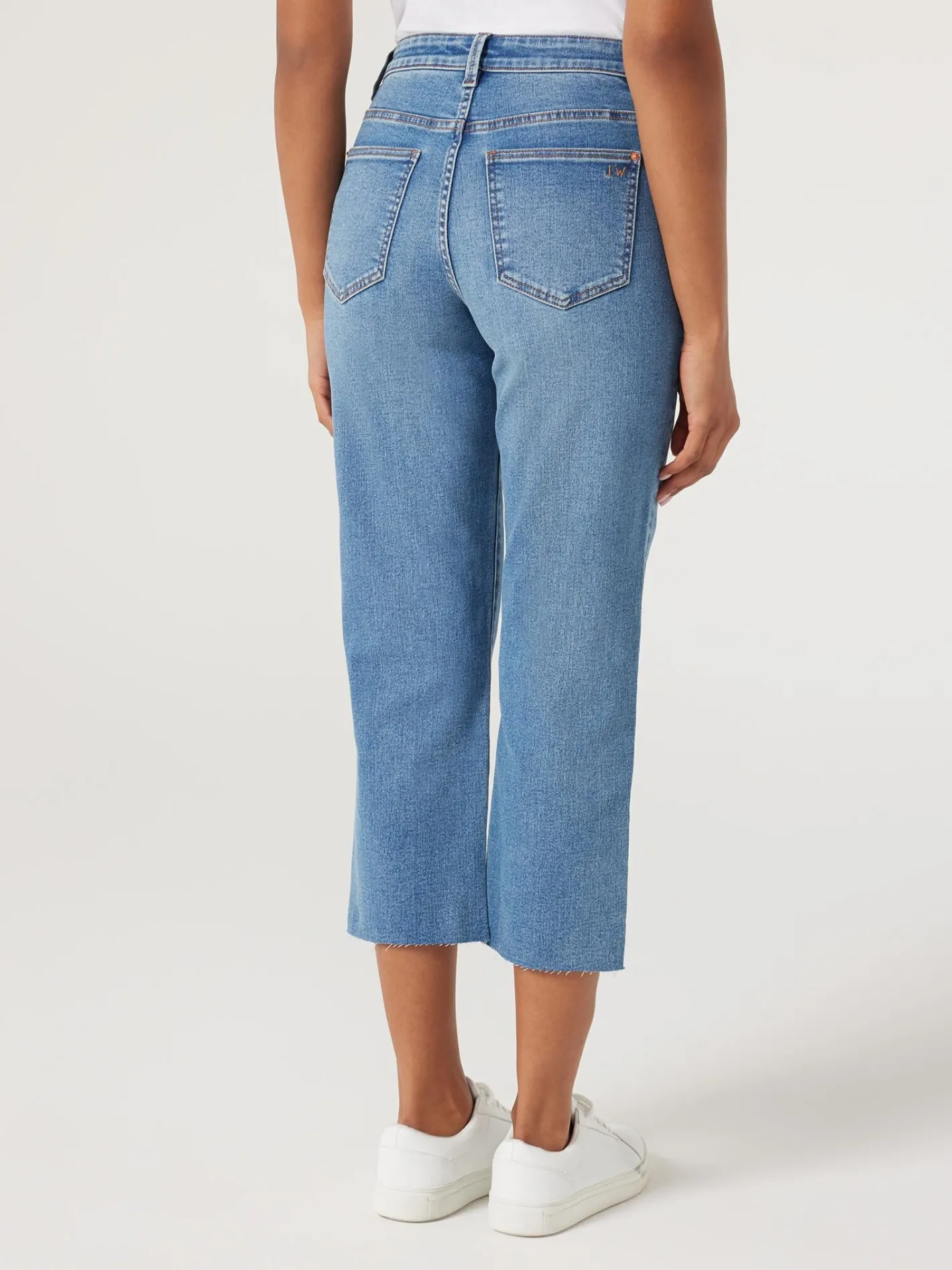 Women Jeanswest Annie Mid-Waisted Straight Capri