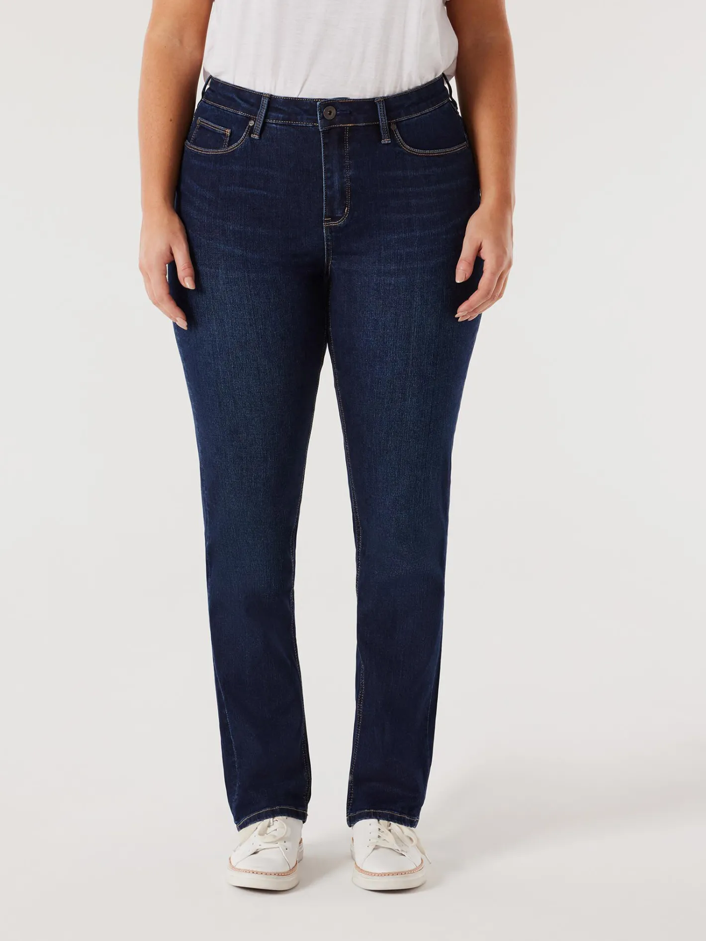 Women Jeanswest Curve Slim Straight Jeans