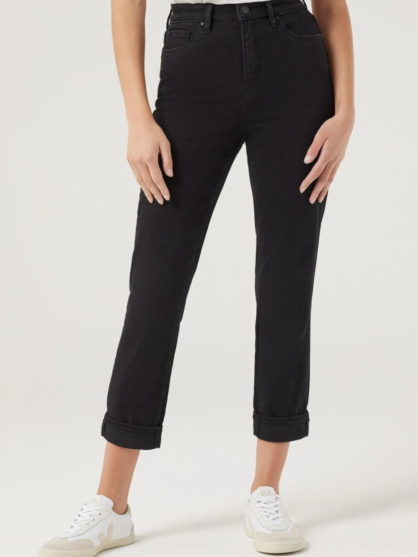 Women Jeanswest Tapered Jeans